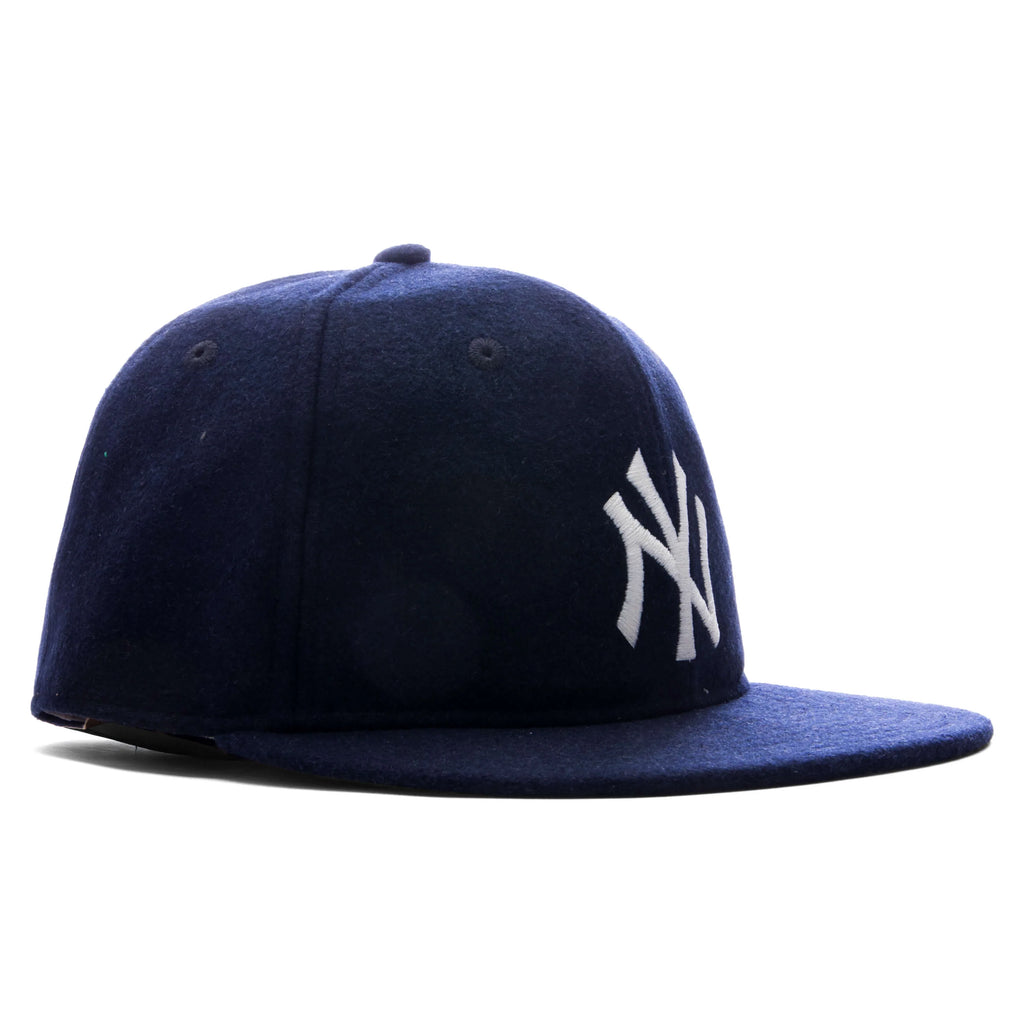 New Era x Fear of God Essentials 59FIFTY Wool Retro Crown New York Yankees