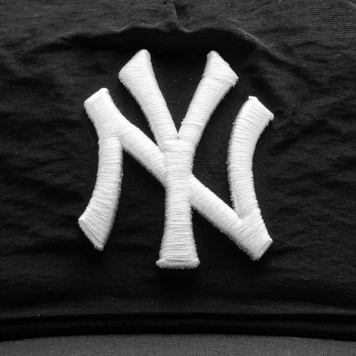 The Golfer Strapback Everyday Nylon New York Yankees