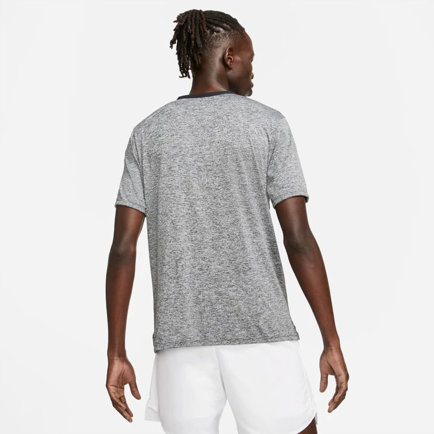 Nike Mens Dri FIT Rise 365 Short Sleeve Tee
